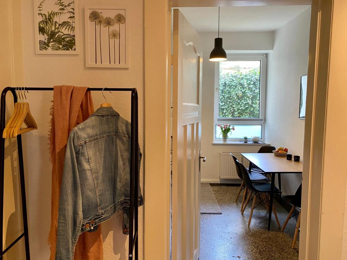 Zentrumsnahe Schoene Altbauwohnung Bis 4 Personen Flensburgo Exterior foto