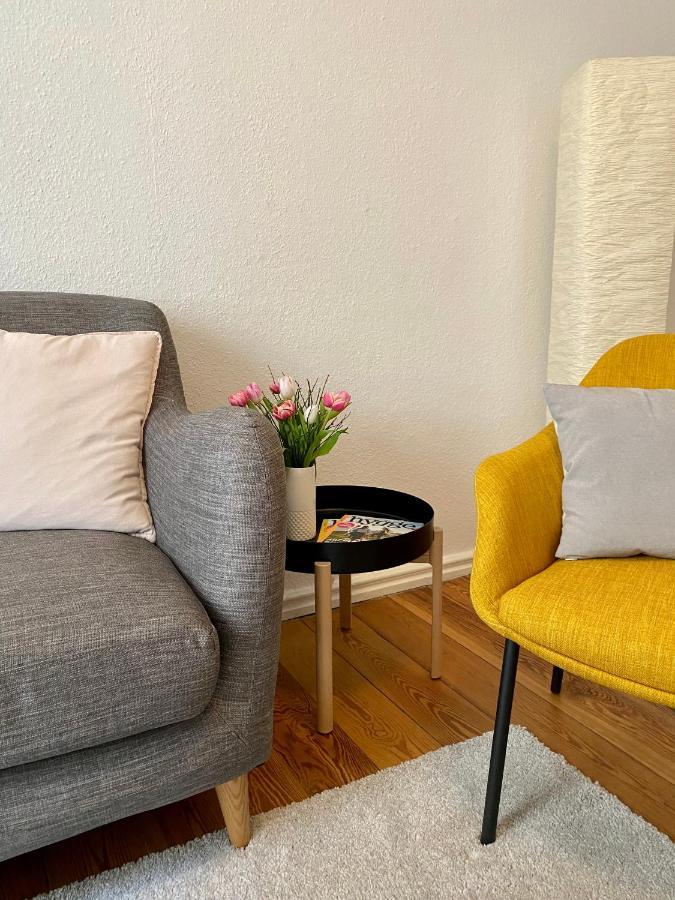 Zentrumsnahe Schoene Altbauwohnung Bis 4 Personen Flensburgo Exterior foto