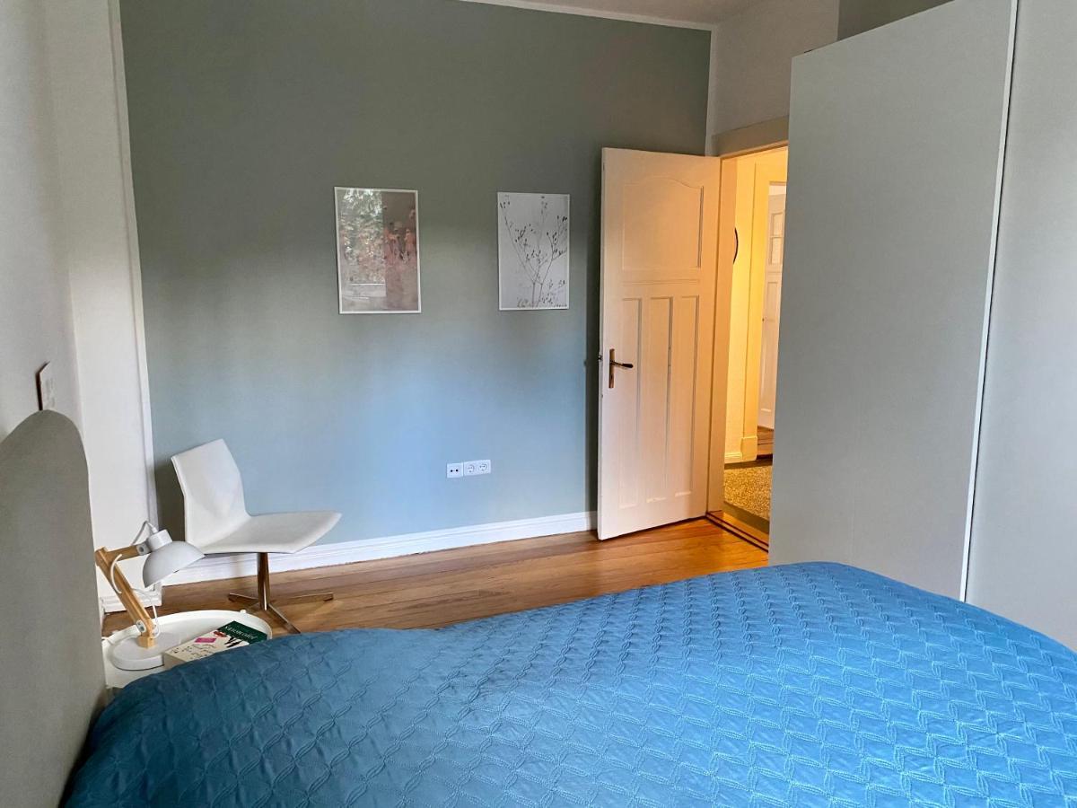 Zentrumsnahe Schoene Altbauwohnung Bis 4 Personen Flensburgo Exterior foto